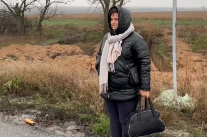 Депортована на волю: як рашисти покарали вчительку з Мелітопольщини за непокору